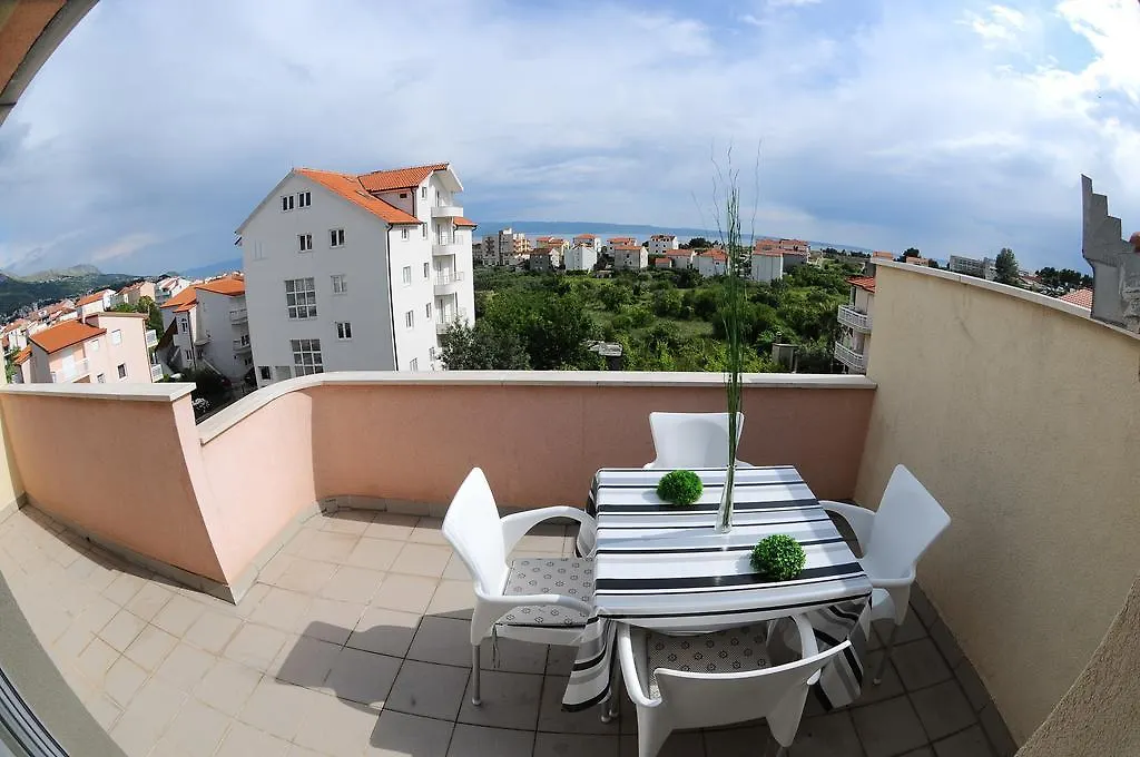 Apartments Gudelj Stobrec 0*, Split