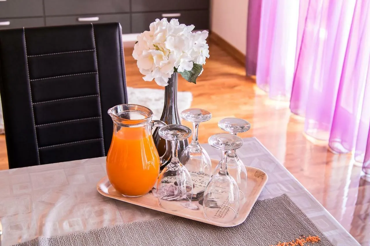 Apartments Gudelj Stobrec  Split
