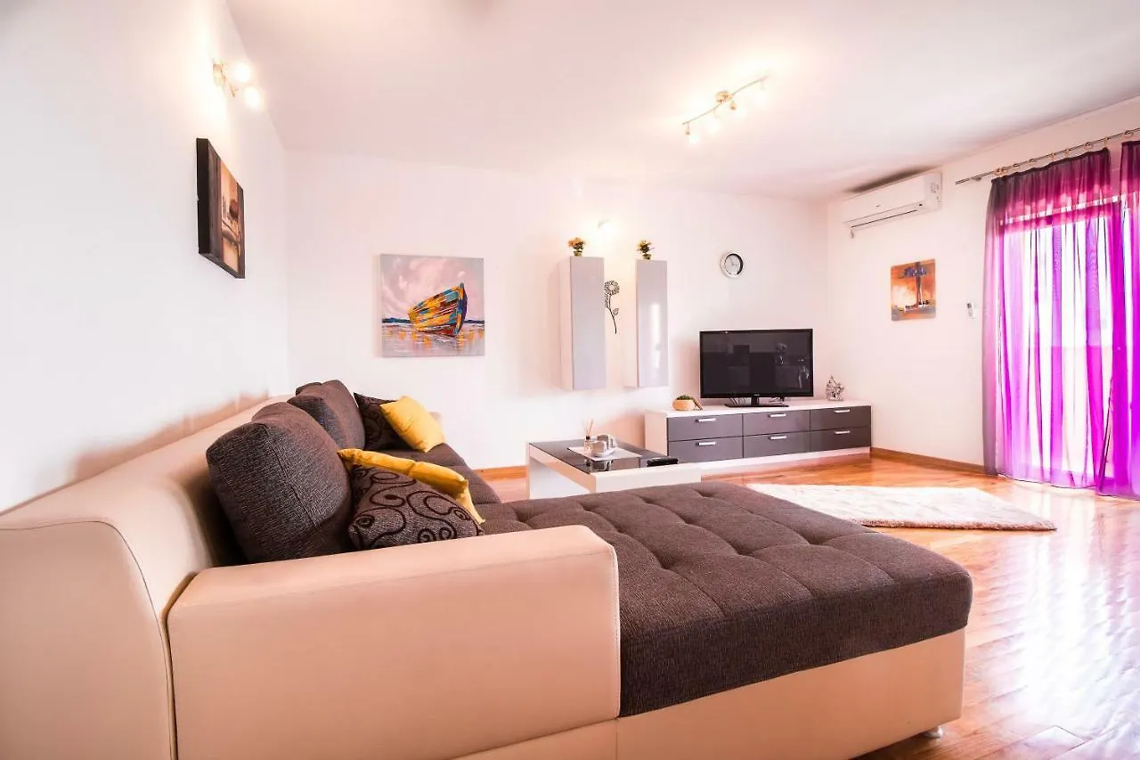 Apartments Gudelj Stobrec 0*, Split Croatia